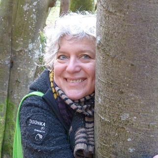 Helga Röder, Auf der Spur der Natur Helga Röder | Kräuterpädagogin | Wildkräutern | wild-er-leben | wilderleben 